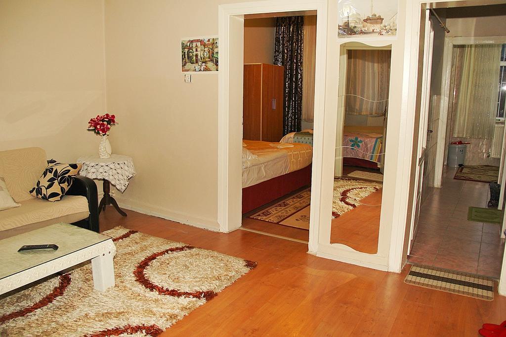 Park Apartment *